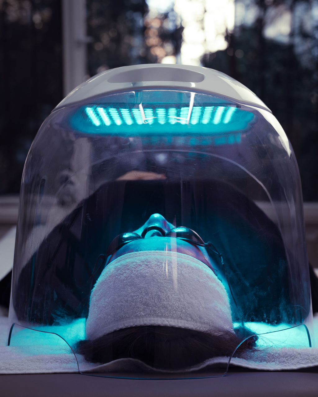 LED light therapy for skin — modern skincare technology
