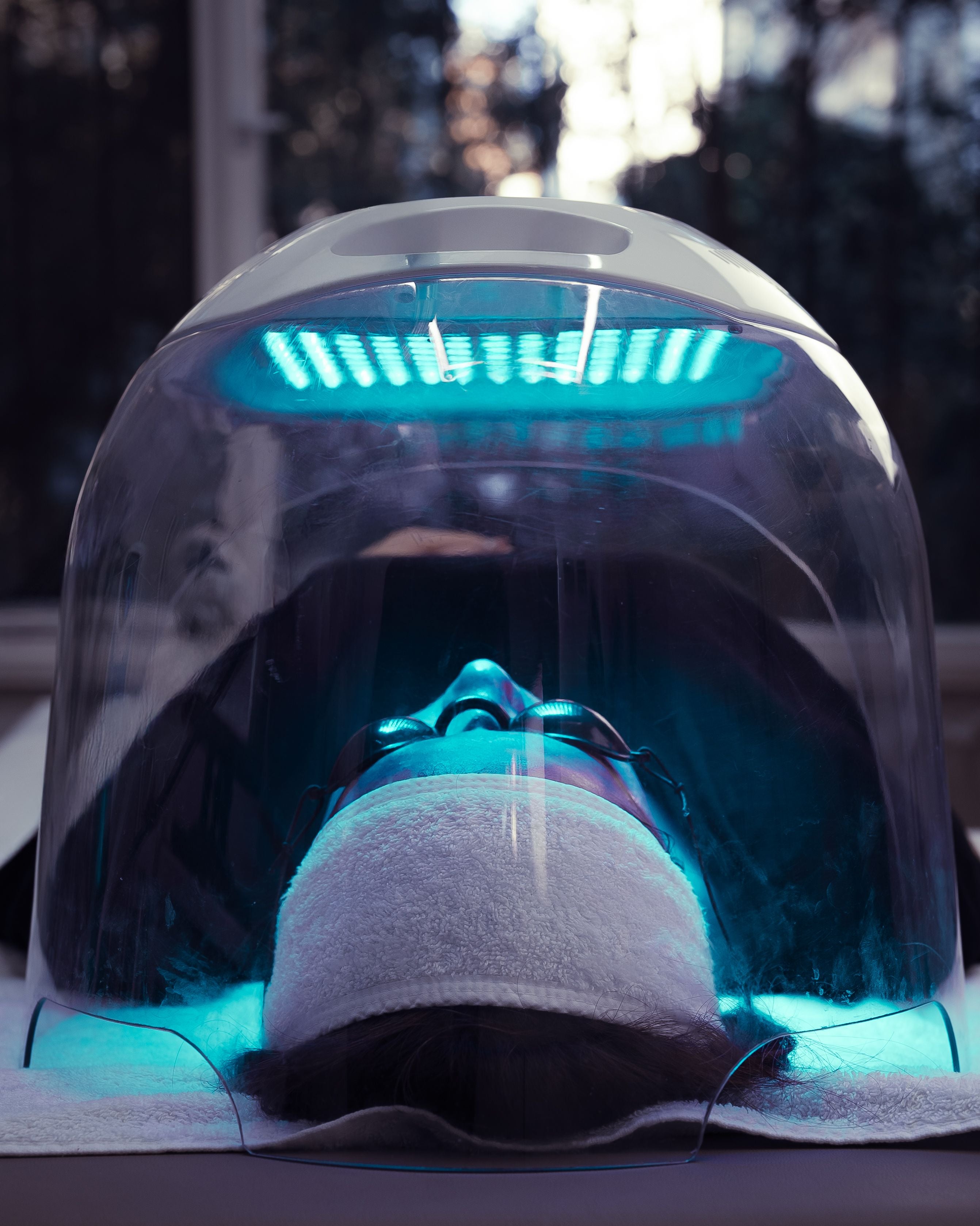 LED light therapy for skin — modern skincare technology